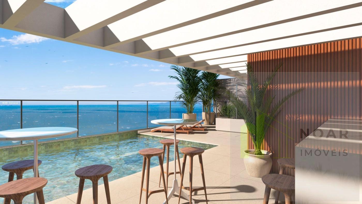 Piscina no rooftop